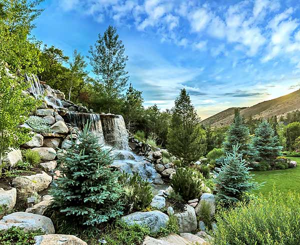 Stone (rock) water feature