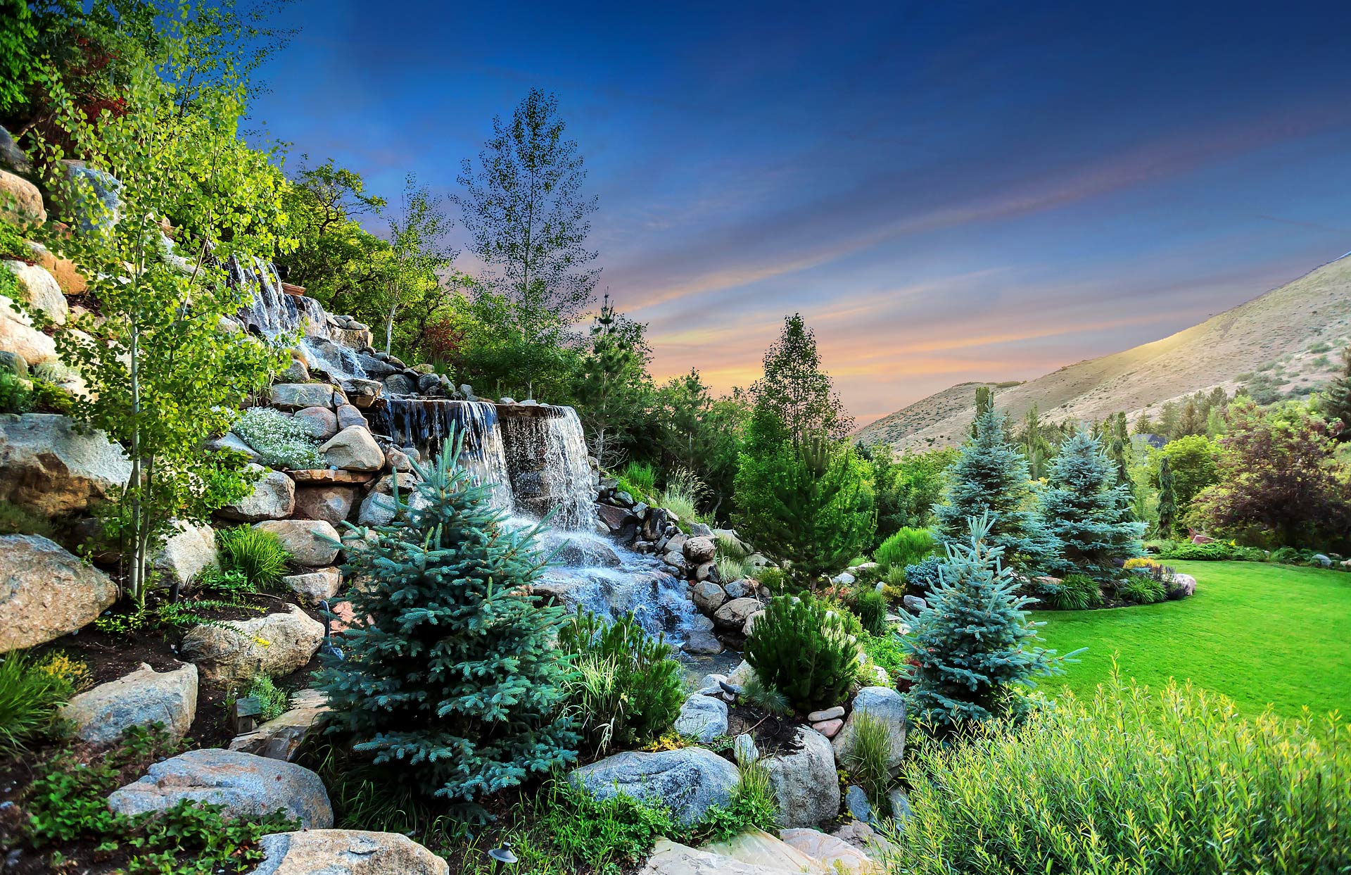 Stone (rock) water feature